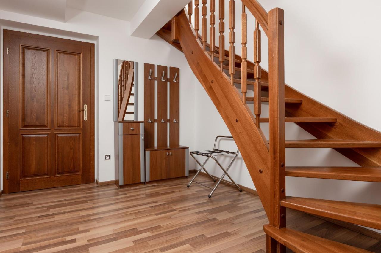 Villa Dino Mariánské Lázně Kültér fotó
