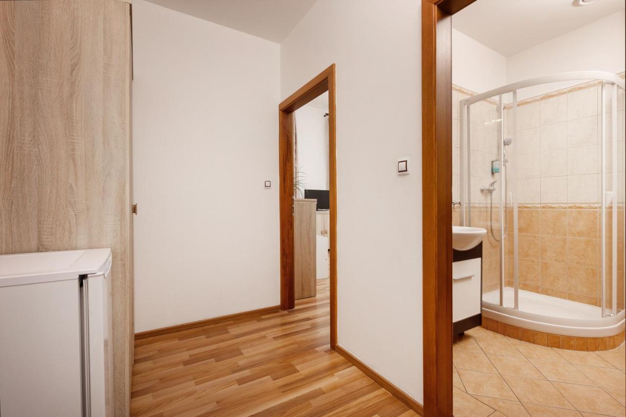 Villa Dino Mariánské Lázně Kültér fotó