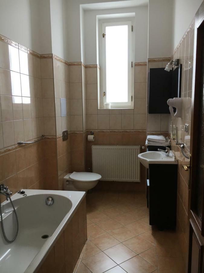 Villa Dino Mariánské Lázně Kültér fotó